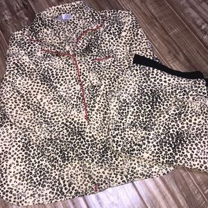 Sleep Tight flannel leopard pajama set